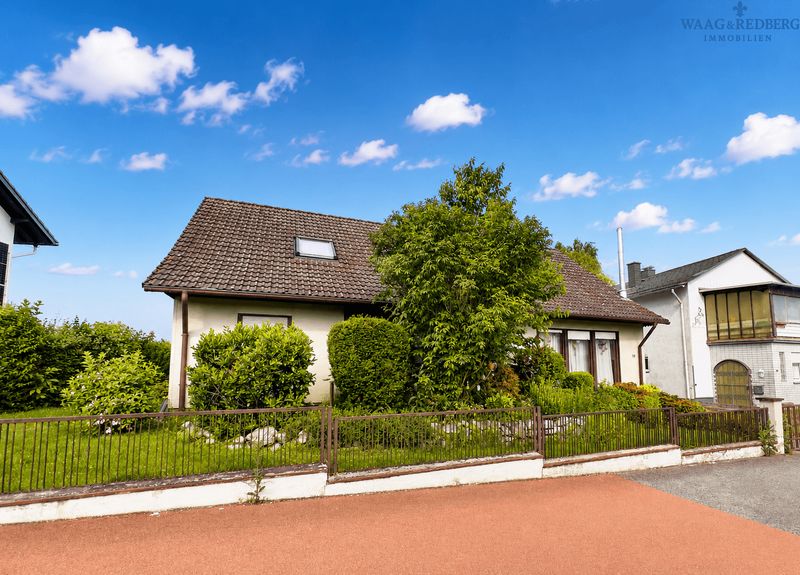 Einfamilienhaus in Schmitten mit großem Grundstück